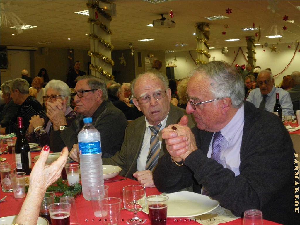 2015 12 19 ST LAURENT DU VAR REPAS DE NOEL AVEC L ALFAN (4).JPG